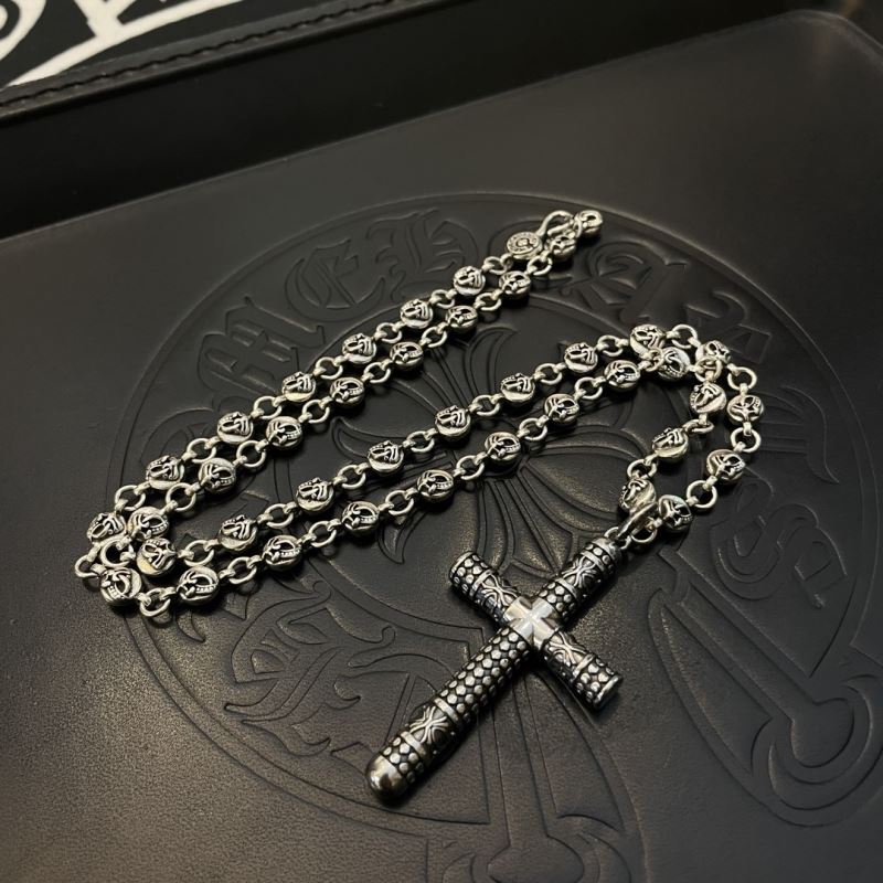 Ch*0me He**ts necklaces